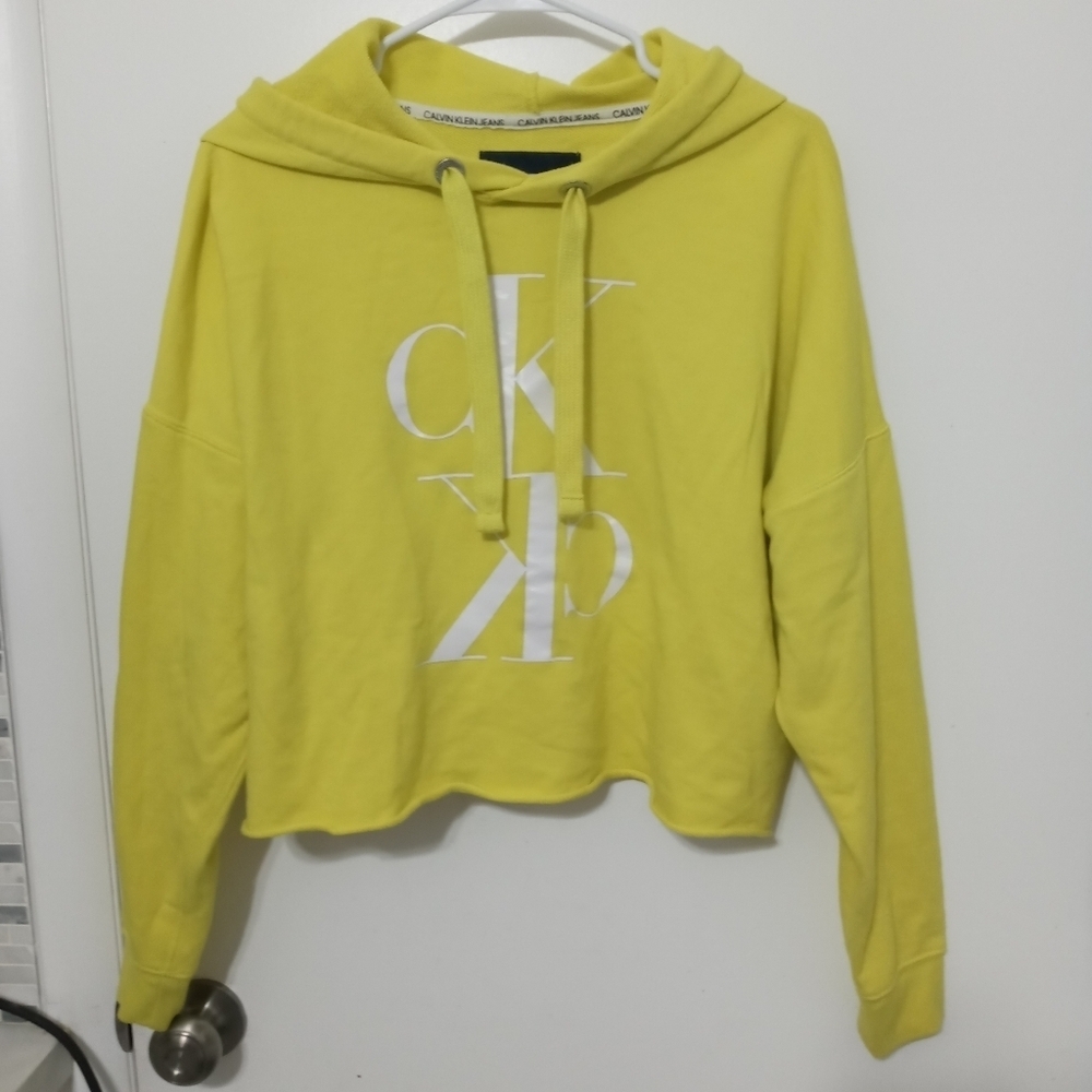 Calvin Klein Jeans Lemon yellow long sleeve cropped pullover Hoodie rolled hem M
